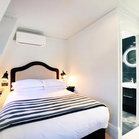 Twenty Nevern Square Hotel-3